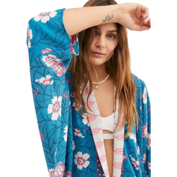 Free People Kona Floral Kimono - Picture 5 of 7